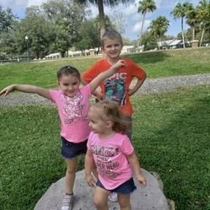 Meet your Posher, Raymond